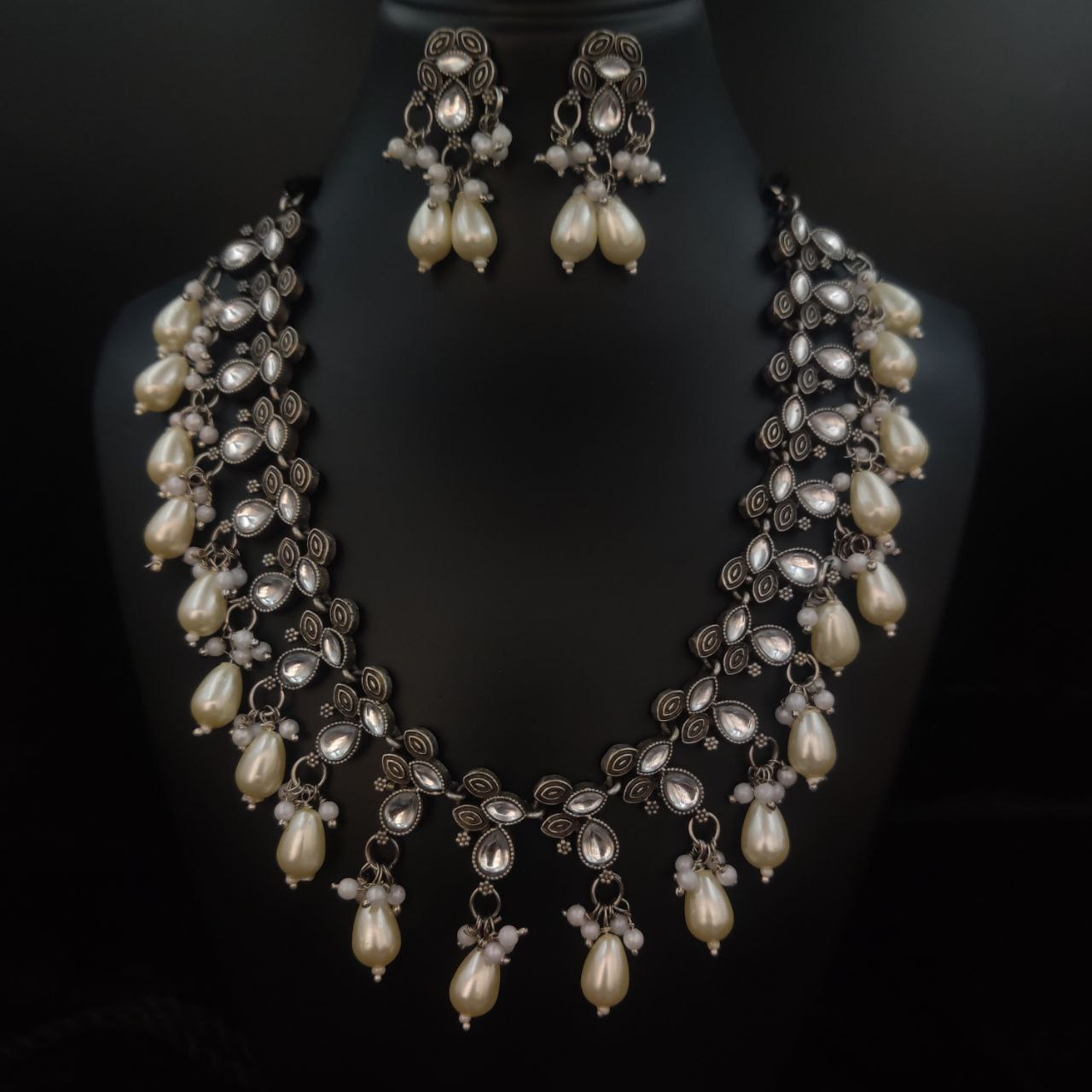White Buffalo Lariat Necklace & Earrings Jewelry Set By Annie Spencer – NY  Texas Style Boutique